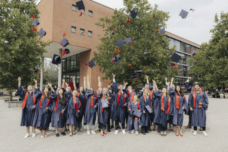 Beitragsbild für Alumni